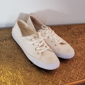 Low top off white converse